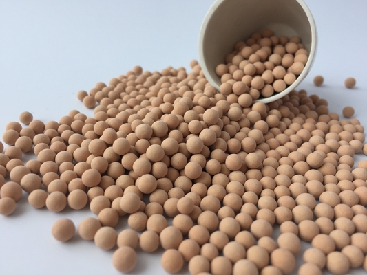 Adsorbent Synthetic Zeolite 5A Beads With Package Moisture Content≤1.50 PH 3-10