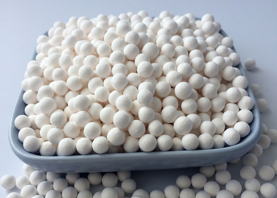 CAS 110092-32-3 Water Adsorption Activated Alumina Balls For Effective Solutions